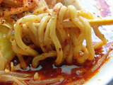 レッドキングコブラ 麺のアップ