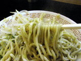 塩まぜまぜソバ 麺のアップ