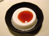 杏仁豆腐 ストロベリーソース