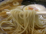 朝らーめん 麺のアップ