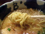 蟹節味噌らー麺 麺のアップ