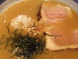 「蟹味噌つけ麺〜北海仕立て」 鮪酒盗飯投入