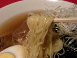 角煮冷やしらーめん 麺のアップ