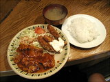 Aランチ 700円 ポークソテーと芝海老フライの盛合せ
