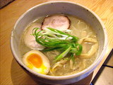 軍鶏白湯麺750円+玉子(半分)60円