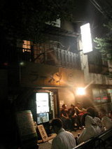 ラーメン○二郎 神谷本店 店舗