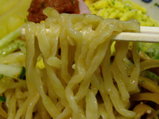冷しからみそラーメン 麺のアップ