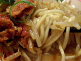 ピリポロラーメン 麺のアップ
