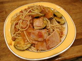 秋ナスとベーコン(トマトソース)大盛 610円