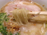 とんこつらぁ麺 麺のアップ