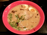 豚骨醤油ラーメン 620円 + 味玉