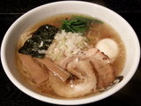 中華そば(醤油味) 700円 + 味玉