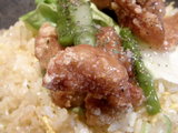 さっぱりレモンチキンチャーハン 具のアップ