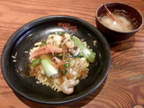 5目うま煮あんかけチャーハン 690円