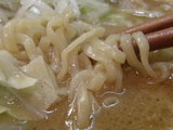 味噌ラーメン 麺のアップ