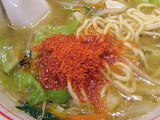 湯麺 唐辛子投入