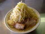 塩らーめん 600円 + 野菜多め + にんにく