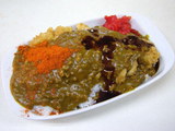 カツカレー 大盛 調味料をトッピング