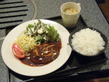 和牛ハンバーグセット 特製デミグラスソース 880円