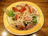 フランクソーセージとトマトのピリ辛スパゲティ 560円