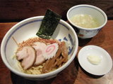 油麺 740円→690円 + チャーシュー1枚