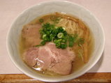 玄界灘塩らぁ麺 750円
