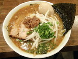 えびとんスパイシー 850円 + 味玉子 100円