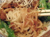 まぜそば RED 麺のアップ