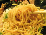 油そば 並盛 麺のアップ