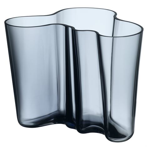 Aalto vase rain