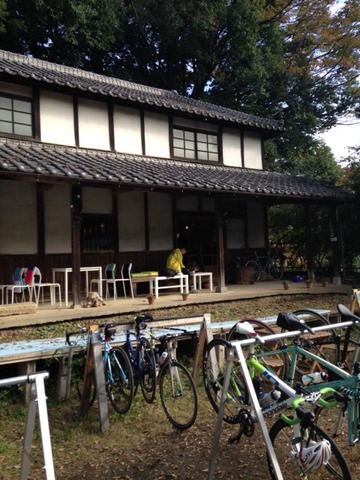 写真 1 (2)