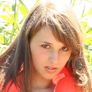 Inna C. (MET-Art) / Larissa (MPL-Studios)