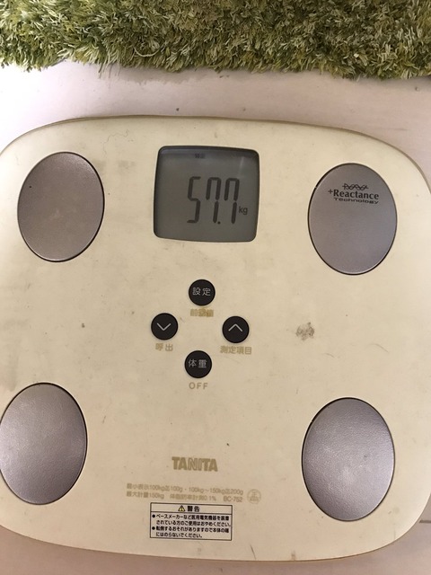 00