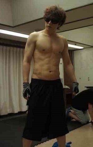GACKT3