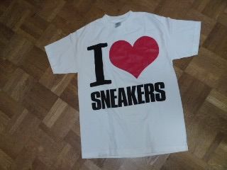 Tシャツ