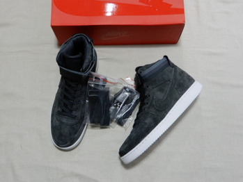 NIKE x JOHN ELLIOTT