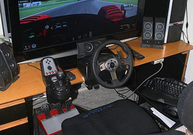 自慢のゲーム環境見せて!ゲーマーのお部屋いろいろ