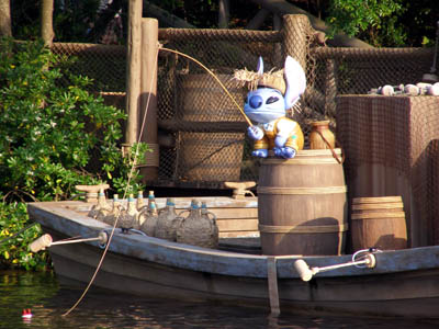 Find Stitch！ Hanahou その4 : Disneyest Place