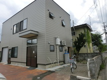 トラガス 店外