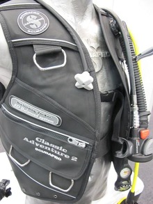 スキューバプロ　BC2011　グレー