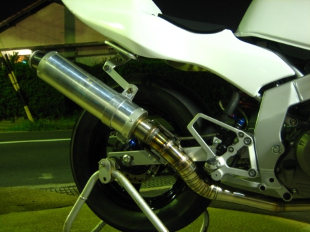 cbr150rタンク nsr50にも cbr150rタンク nsr50にも Amazon