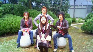 2008103105