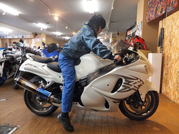 身長低くても大型バイクにとりあえず跨ってみよう！ : 【MFD】モト