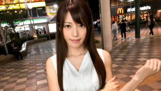 大手化粧品メーカー勤務の美人OL 小出亜衣子さんを出会って即ハメ!