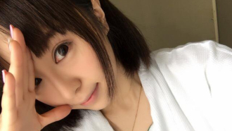 【無】現役美人ストリッパー観月奏ちゃんを集団で連続中出し!