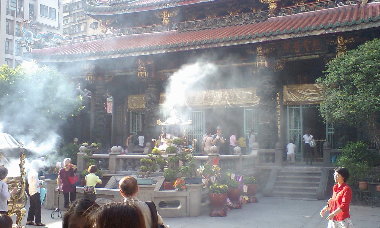 HI3A0063龍山寺 境内