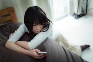 つい涙がでちゃう…! 女性の2/3は一ヶ月以内に泣いていた