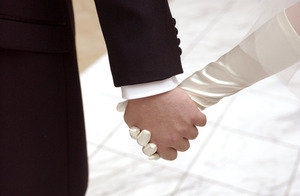 「性的魅力」を感じない相手と結婚できる?