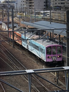 093
