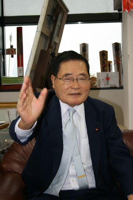 http://www.kamei-shizuka.net/
